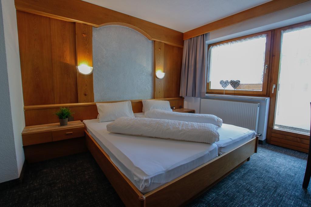 Hotel Tia Apart Каунертал Стая снимка