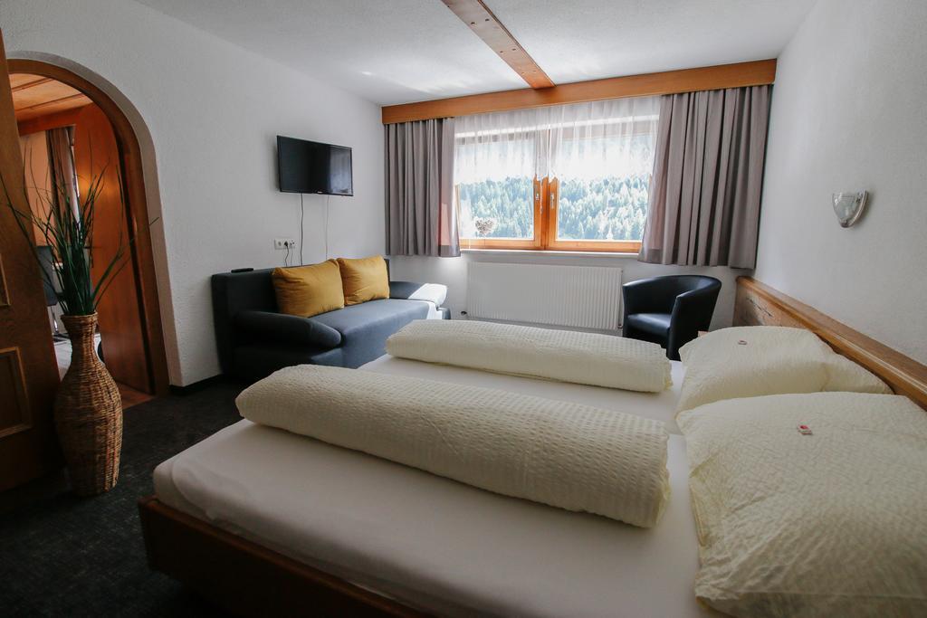 Hotel Tia Apart Каунертал Стая снимка